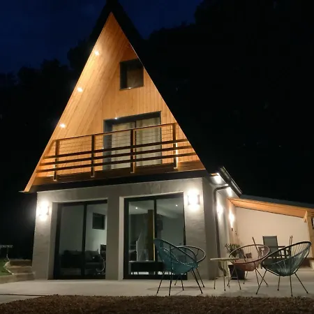 샬레 Le De La Mure